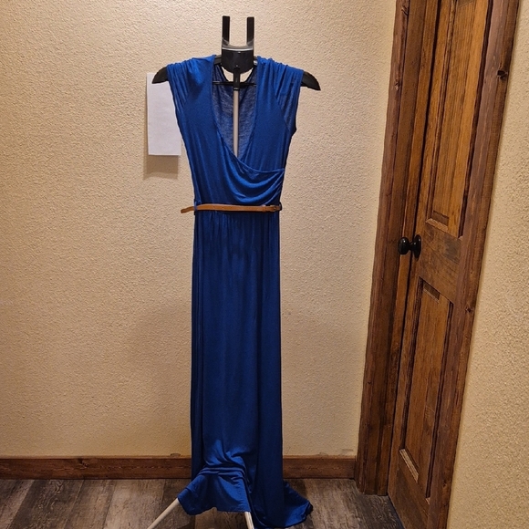 Body Central Bright Blue Maxi - Picture 1 of 5